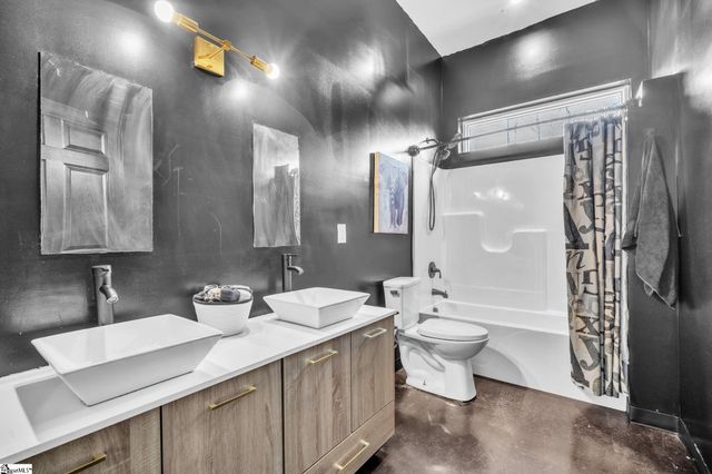 292 Rabbit Road, Travelers Rest, SC 29690