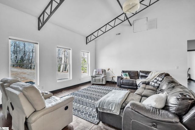 292 Rabbit Road, Travelers Rest, SC 29690