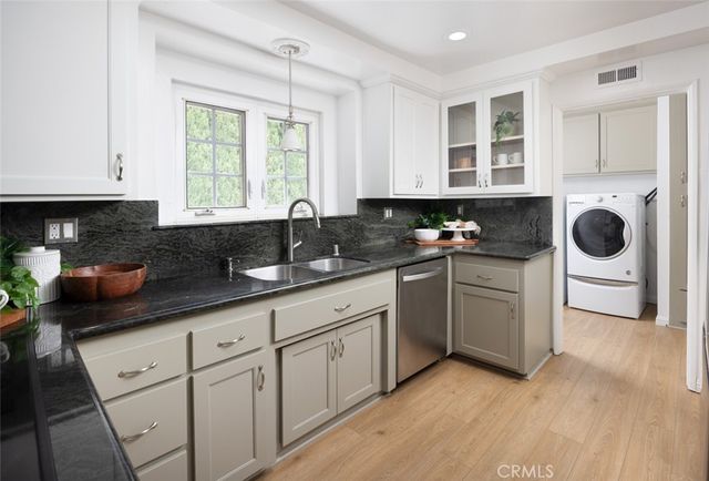 1262 Andrews Street, Tustin, CA 92780
