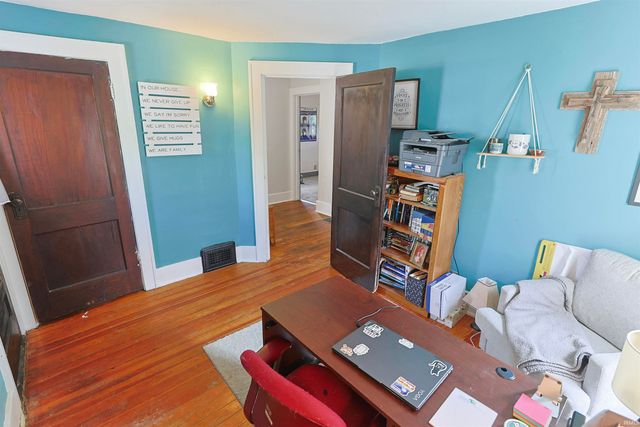 524 River Avenue, South Bend, IN 46601