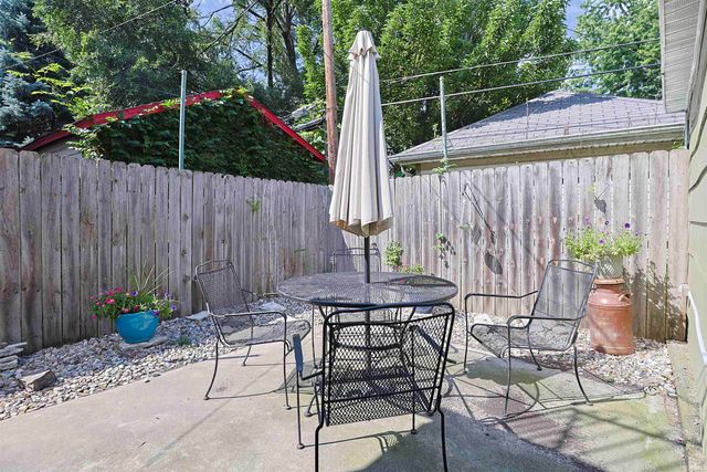 524 River Avenue, South Bend, IN 46601