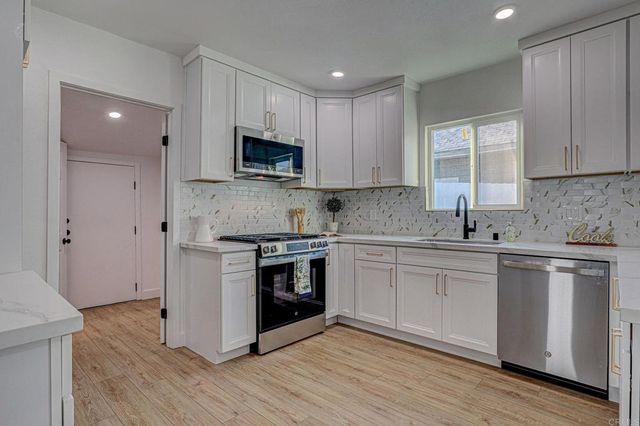 122 S 20th, San Diego, CA 92113