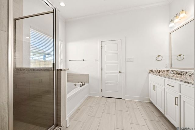 10233 Oak Colony Blvd, Baton Rouge, LA 70817