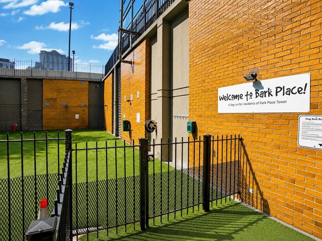 655 W Irving Park Road 4403, Chicago, IL 60613