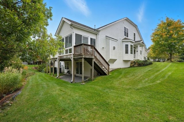 22 Cottage Cove, Plymouth, MA 02360
