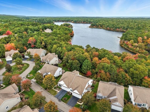 22 Cottage Cove, Plymouth, MA 02360