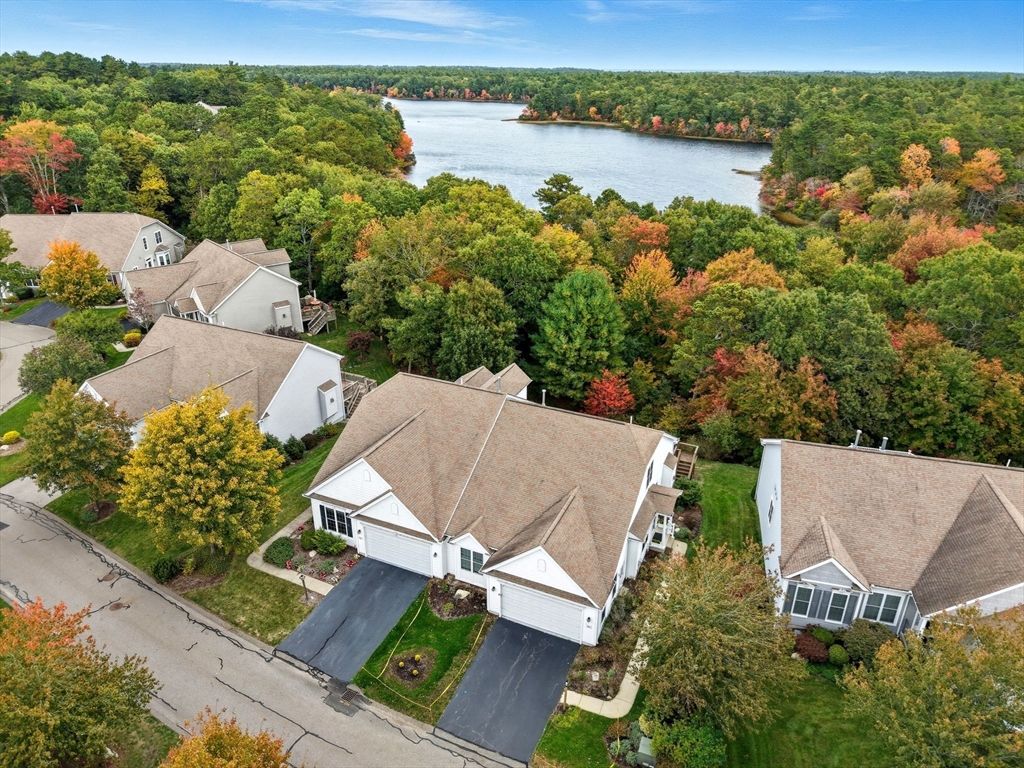 22 Cottage Cove, Plymouth, MA 02360