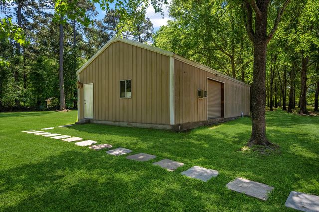 101 Oak Arbor Lane, Coldspring, TX 77331