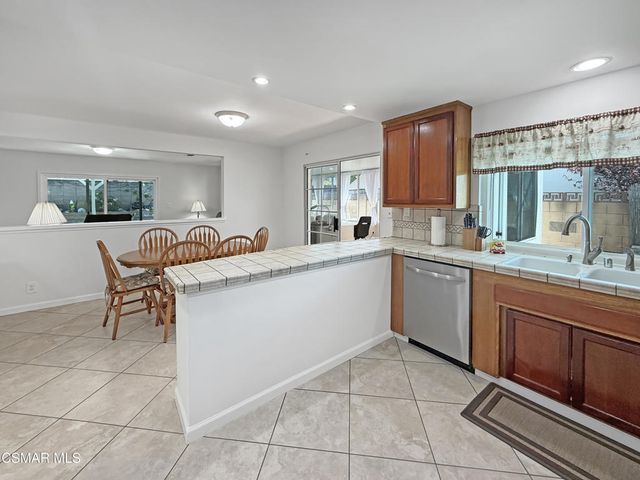276 Hermes Street, Simi Valley, CA 93065