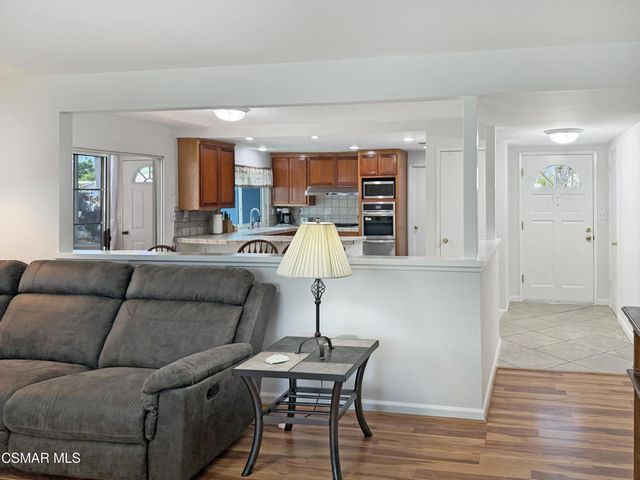 276 Hermes Street, Simi Valley, CA 93065