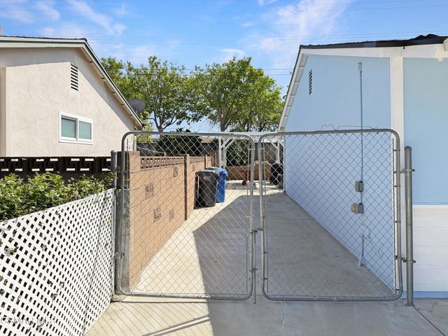 276 Hermes Street, Simi Valley, CA 93065