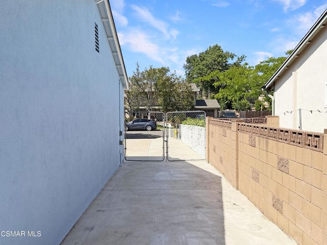 276 Hermes Street, Simi Valley, CA 93065