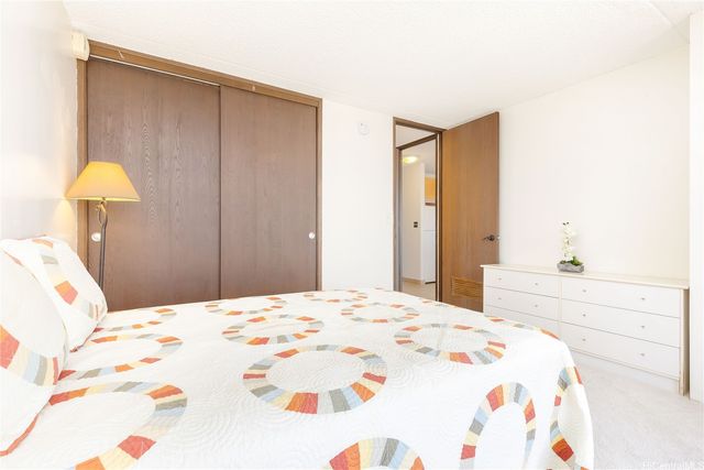 411 Hobron Lane 2911, Honolulu, HI 96815