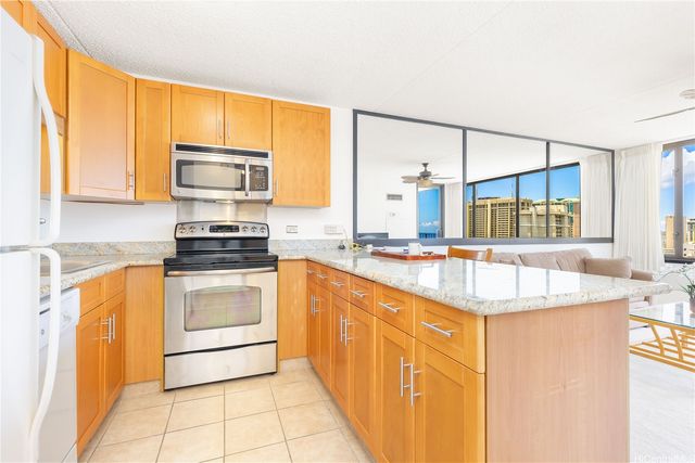 411 Hobron Lane 2911, Honolulu, HI 96815