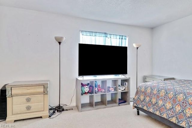 2148 Kimball CIR, Virginia Beach, VA 23455