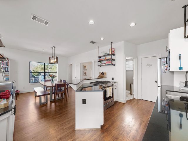 1231 Jackson Boulevard, Houston, TX 77006