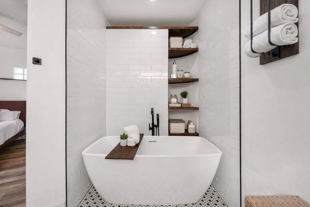 1231 Jackson Boulevard, Houston, TX 77006