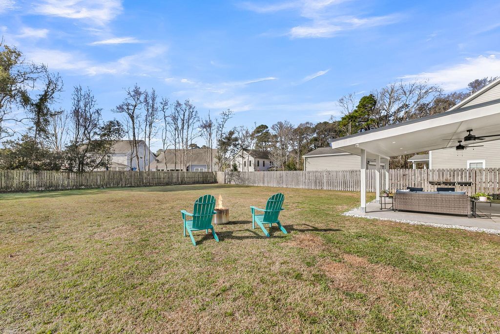 Image 3 of property listing at 3209 Blazer Horse Court, Johns Island, SC 29455