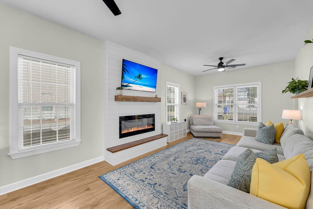 Image 9 of property listing at 3209 Blazer Horse Court, Johns Island, SC 29455