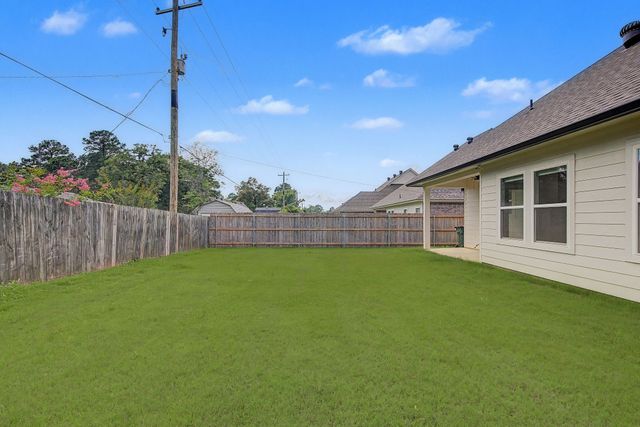323 Mousse Ruelle Drive, Shreveport, LA 71106