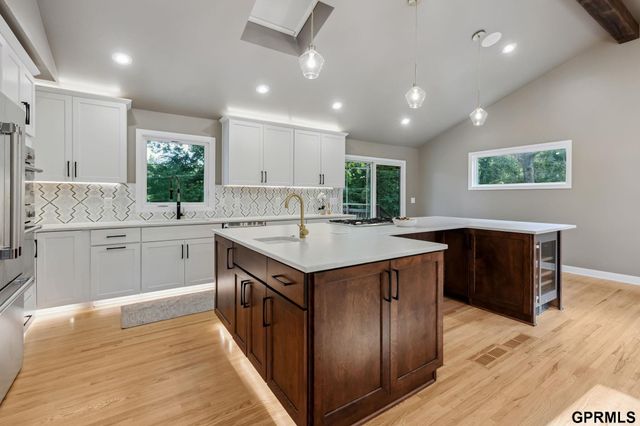 9334 Spring Street, Omaha, NE 68124