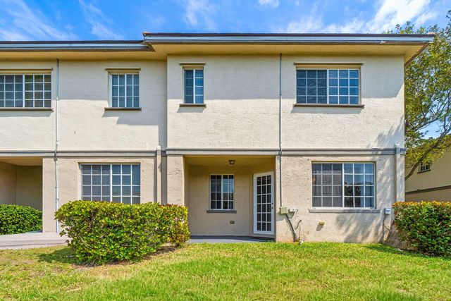 1221 Abaco Lane, Riviera Beach, FL 33404