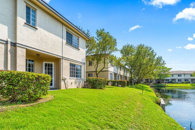 1221 Abaco Lane, Riviera Beach, FL 33404