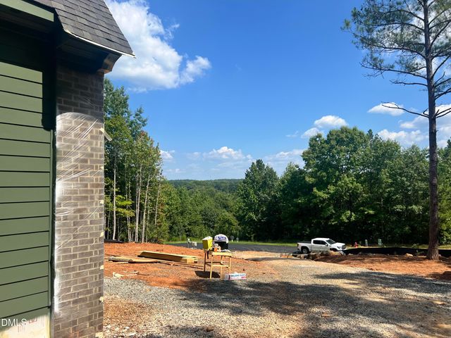 95 Mountaintop Circle, Pittsboro, NC 27312