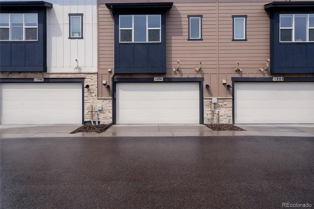 11890 W 52nd Avenue, Wheat Ridge, CO 80033