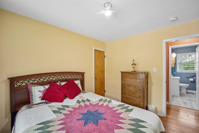 119 E Pleasant View Drive, Des Moines, IA 50315