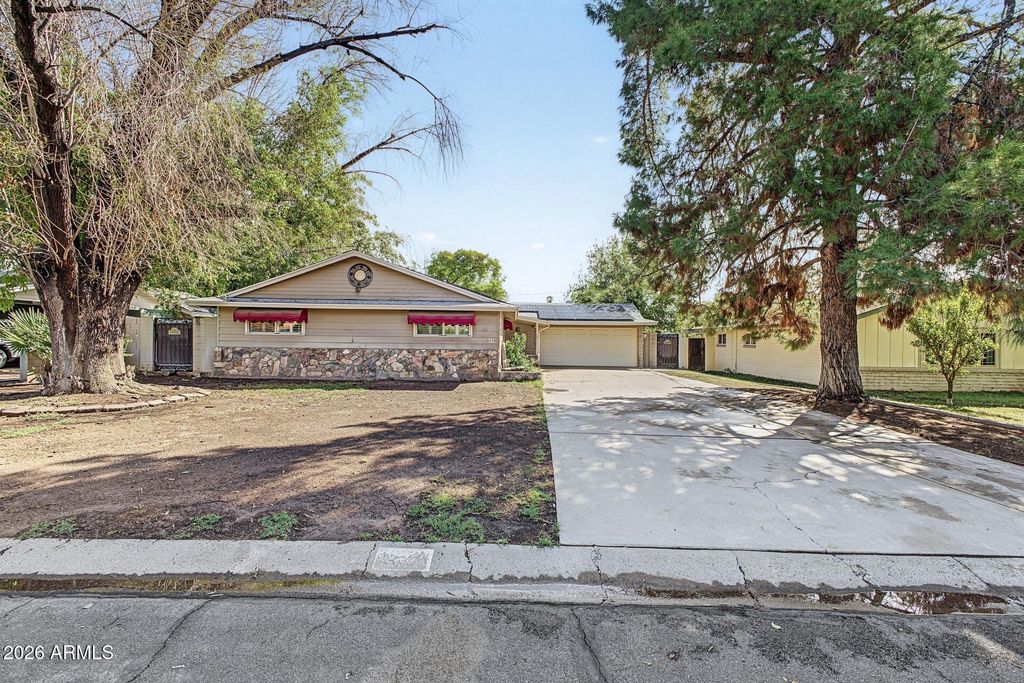 6319 N 13TH Place, Phoenix, AZ 85014 — photo 2
