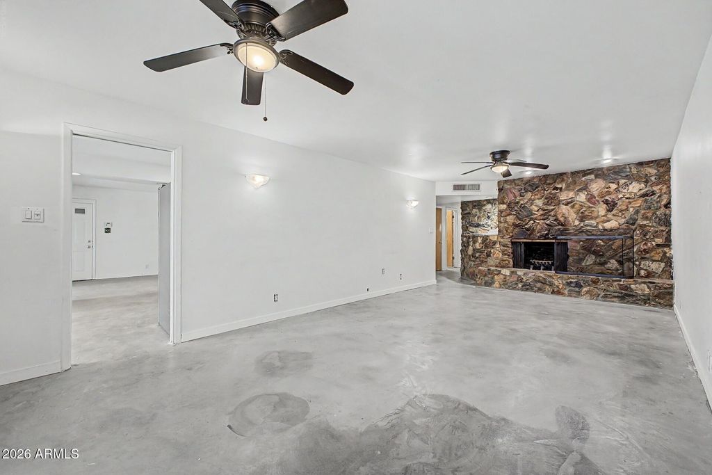 6319 N 13TH Place, Phoenix, AZ 85014 — photo 5