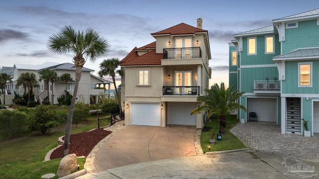 39 E Galvez Ct, Pensacola Beach, FL 32561