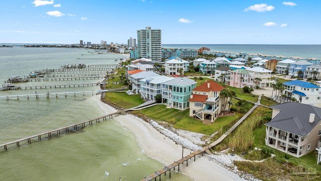 39 E Galvez Ct, Pensacola Beach, FL 32561