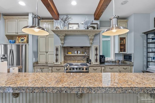 39 E Galvez Ct, Pensacola Beach, FL 32561