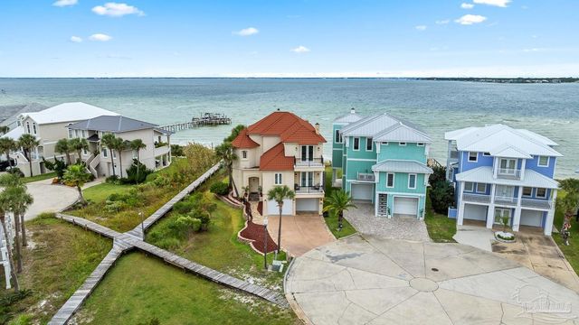 39 E Galvez Ct, Pensacola Beach, FL 32561