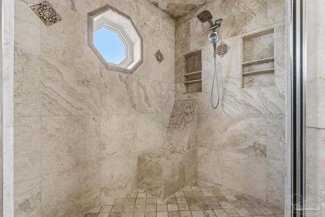 39 E Galvez Ct, Pensacola Beach, FL 32561