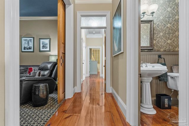 39 E Galvez Ct, Pensacola Beach, FL 32561