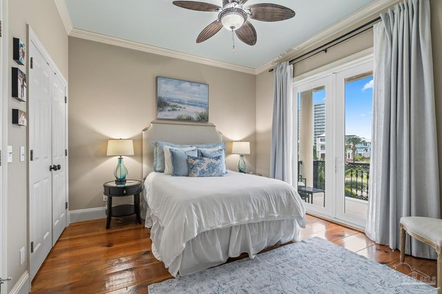 39 E Galvez Ct, Pensacola Beach, FL 32561