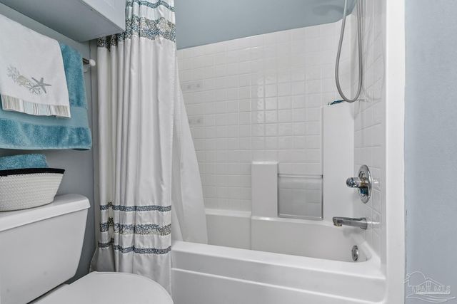 39 E Galvez Ct, Pensacola Beach, FL 32561