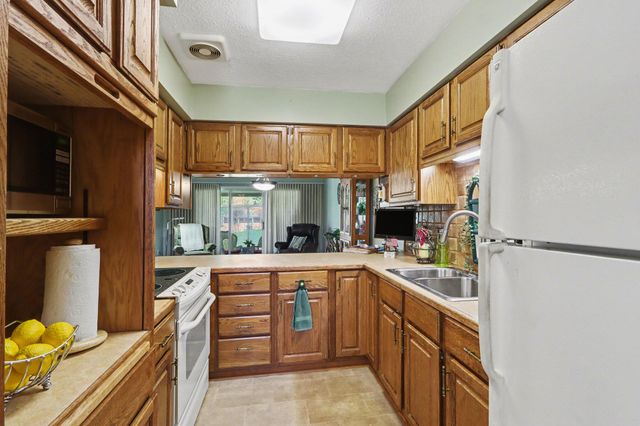 5126 Green Meadow Road, Kalamazoo, MI 49009