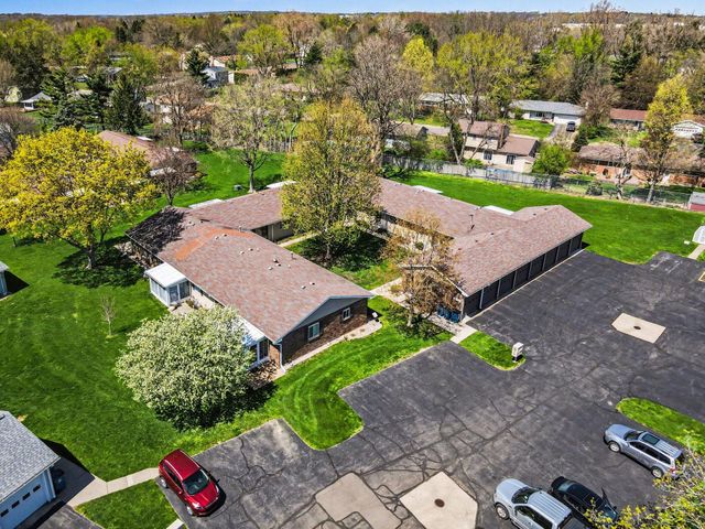 5126 Green Meadow Road, Kalamazoo, MI 49009