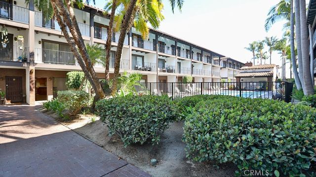 17200 Newhope 23, Fountain Valley, CA 92708