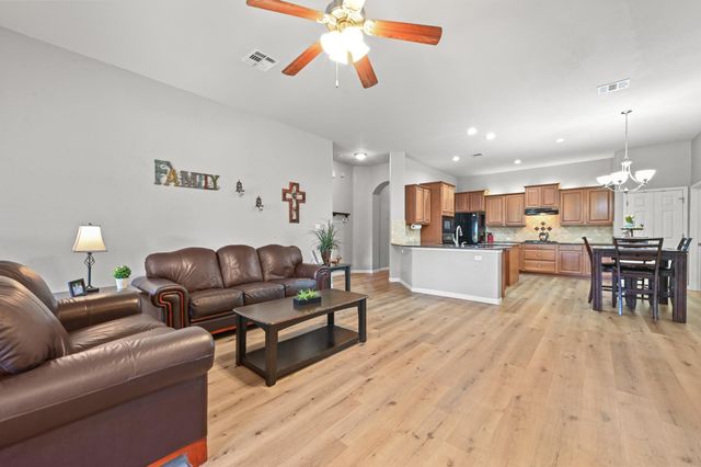 238 Tarbox Brown DR, Buda, TX 78610