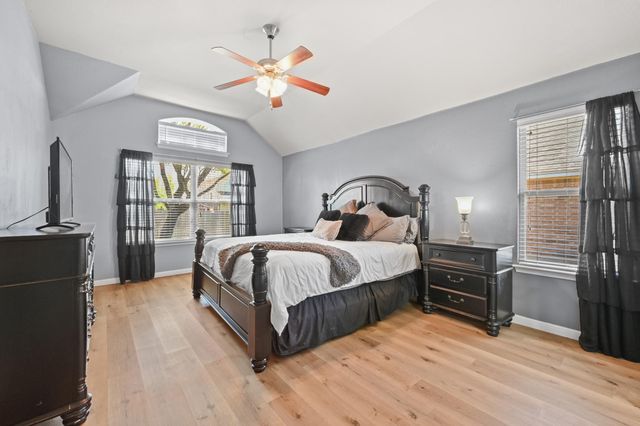 238 Tarbox Brown DR, Buda, TX 78610