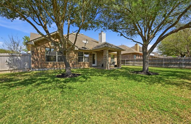 238 Tarbox Brown DR, Buda, TX 78610