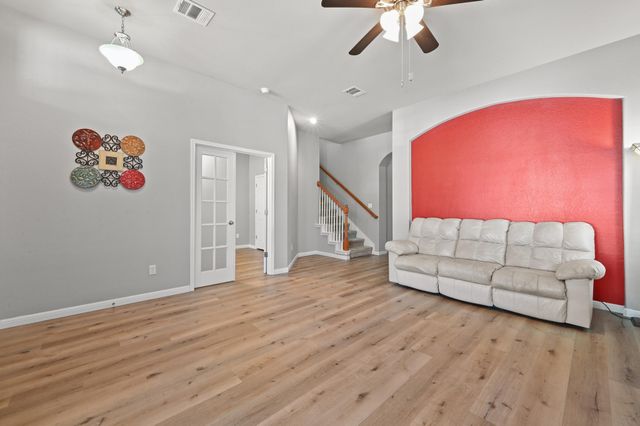 238 Tarbox Brown DR, Buda, TX 78610