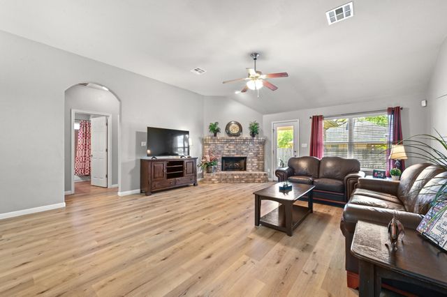 238 Tarbox Brown DR, Buda, TX 78610