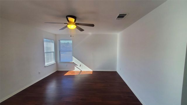 109 Southwestern Drive, Forney, TX 75126