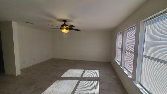 109 Southwestern Drive, Forney, TX 75126